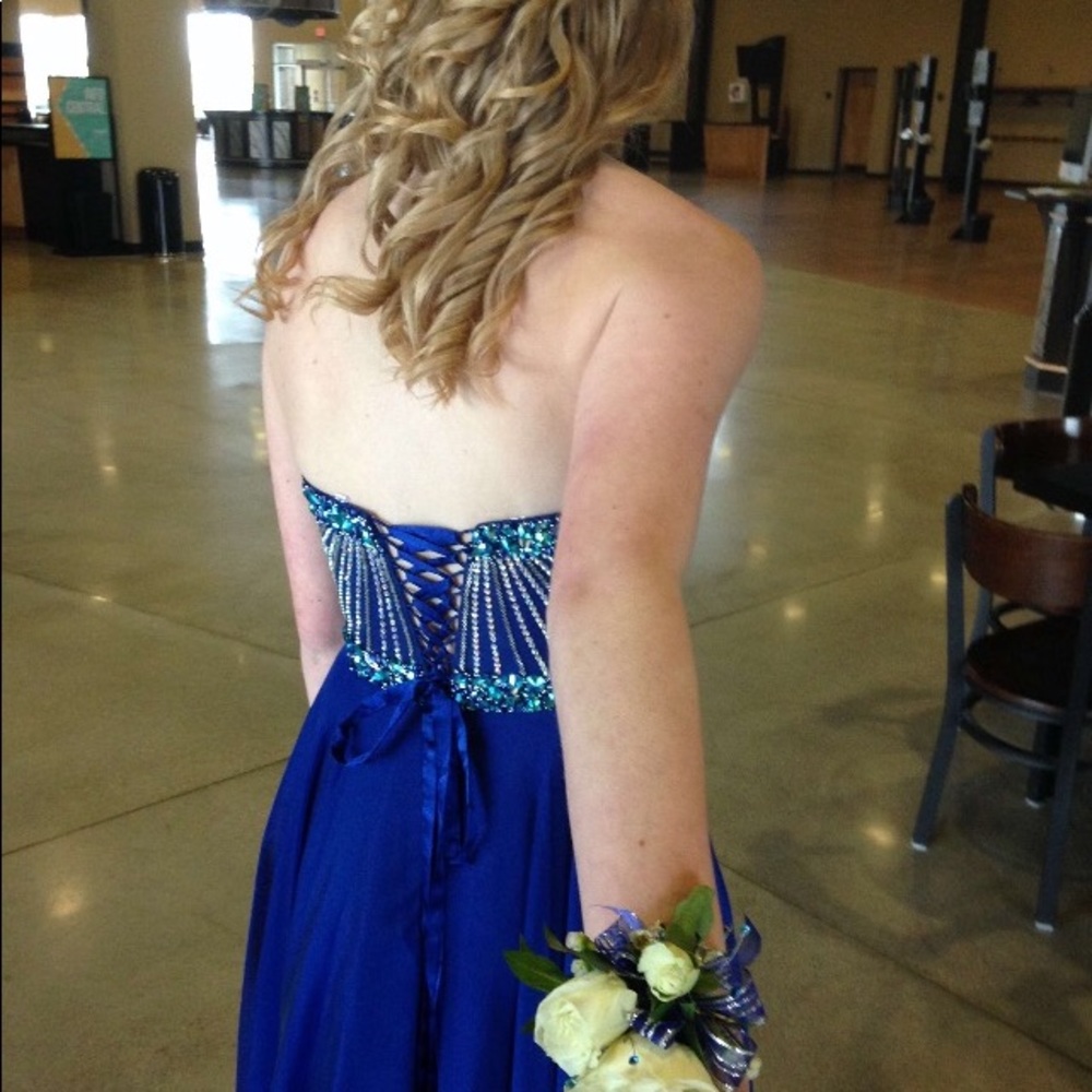 Royal Blue Prom Dress! - Picture 5 of 5
